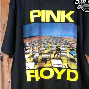 Pink Floyd World Tour 1987 - New Vintage Band T shirt - Picture 1 of 2