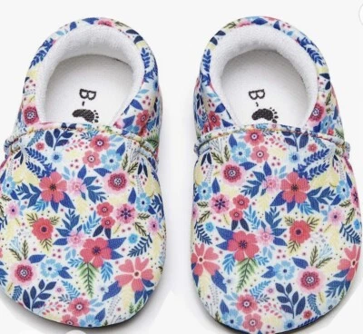 Zapatos para niños pequeños Foto 1 de 3