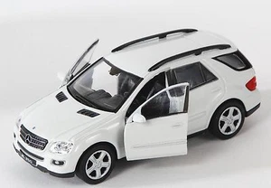 BLITZ VERSAND Mercedes ML 350 cream Welly Modell Auto 1:34 - 39 NEU & OVP 1 - Picture 1 of 1