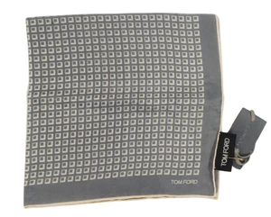 New $180 TOM FORD Gray w Tonal Geometric Silk Pocket Square Italy 15.5" - Picture 1 of 4