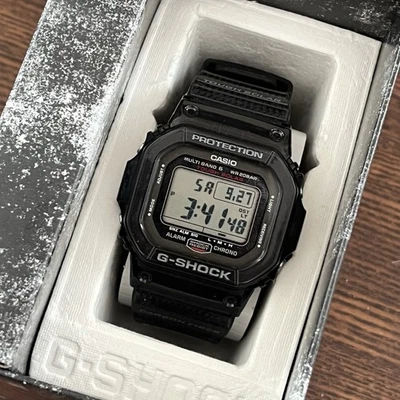 Casio G-SHOCK GW-S5600U - Fibra de Carbono Titanio Solar Cuadrado Atómico 5600 Mizuno Foto 1 de 4
