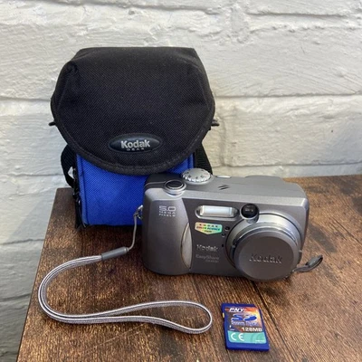 Kodak Easy Share DX4530 5.0MP Grey Digital Camera & Case Untested - Image 1 of 4
