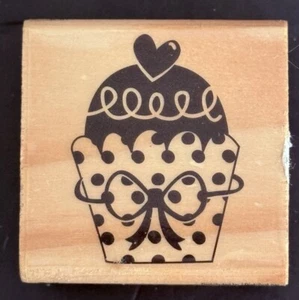 Cute Adorable Sweet Cupcake Treat Dessert Food SpecialOccasion Wood Rubber Stamp - Picture 1 of 3