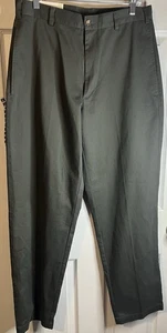 Haggar Generations Classic Fit Men Pants Est 1926 Khaki 32X32 Dark Green New - Picture 1 of 9