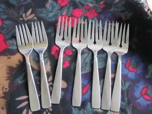 7 Accent Salad Forks Oneida Craft Deluxe Stainless Lot - Picture 1 of 9