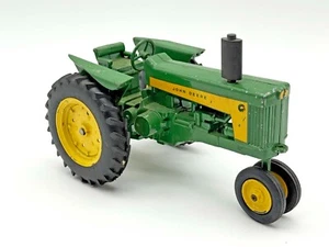 1/16 John Deere 630 Eska - Picture 1 of 2