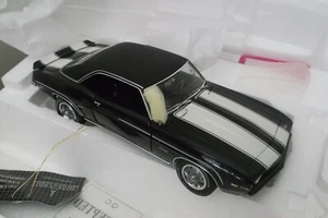 1969 CAMARO Z/28 CHEVY 302 BLACK LIMITED EDITION 1:24 FRANKLIN MINT B11ZH81 CAR - Picture 1 of 11