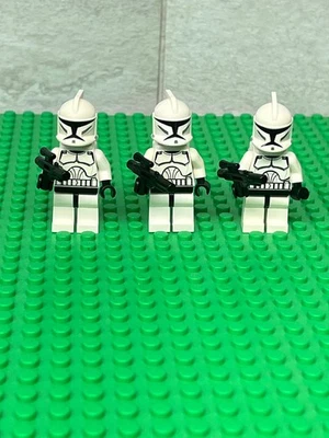 3 LEGO Star Wars CLone Jet Trooper Minifigures Phase 1 7748 - Image 1 of 2