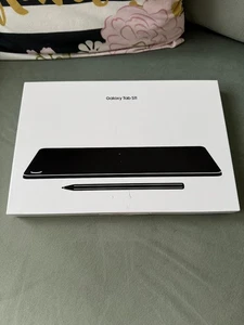Samsung Galaxy Tab S11 Wifi | 128GB | 12GB RAM | Silver | Brand New & Sealed - Picture 1 of 3