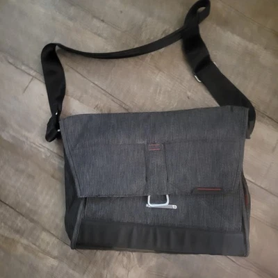 Bolsa de ombro Peak Design Everyday cinza carvão câmera fotográfica mensageiro 15" - Imagem 1 de 4