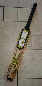 Schöner KG Super Stroke Cricketschläger Selected Willow Handarbeit - Bild 1 von 10