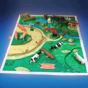 Farm Animals Assorted With Farmer Some Fencing Logs Troff & A Retro Plastic Mat - Picture 1 of 19