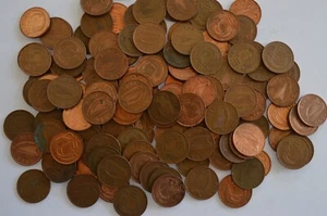 Ireland Irish Celtic pennies Eire Job Lot Bulk 75 Coins 1971 to 2000 mix dates - Picture 1 of 2