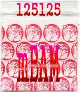 Paquete de 100 bolsas rojas Bulldog 125125 Apple con cremallera 1,25x1,25" mini bolsas - Imagen 1 de 11