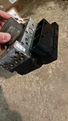 2004 2009 NISSAN QUEST 3,5 л SE ABS антиблокировочный тормозной насос в сборе OEM - Изображение 1 из 4