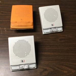 EST Edwards G4-S2VM Speaker Strobe - Picture 1 of 4