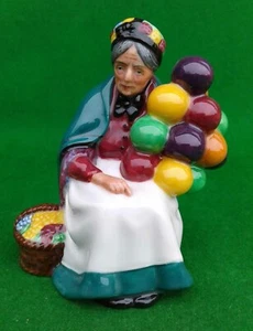 ROYAL DOULTON - THE OLD BALLOON SELLER MINIATURE SERIES - NOT PRODUCED FOR SALE - Picture 1 of 9