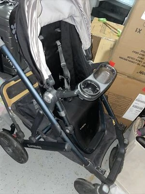 Cochecito de bebé UPPAbaby VISTA, Jake - negro. KICK BOARD Y MOISÉS INCLUIDOS Foto 1 de 3