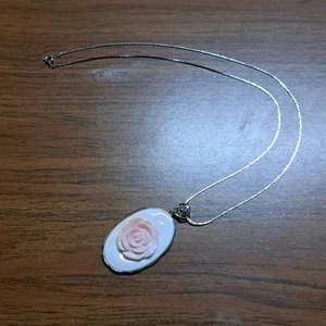 Pink Conch Shell Rhodium Over Silver Fancy Rose Pendant with Chain. Pendant - Picture 1 of 7