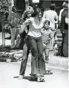 Kristy McNichol Leif Garrett foto originale tipo 1 1978 vintage 8x10 cimeli - Foto 1 di 2