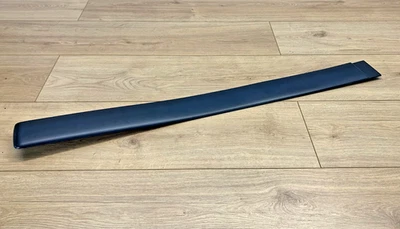 Chevrolet Suburban GMC Sierra 2009-2014 puerta trasera derecha moldura panel OEM Foto 1 de 4