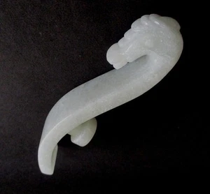 CHINESE JADE BELT HOOK / BUCKLE DRAGON HEAD - Picture 1 of 8