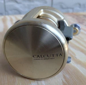 Shimano Calcutta KOBUNE 400 Baitcast Angeln JDM Rolle RH Salzwasser - Bild 1 von 5