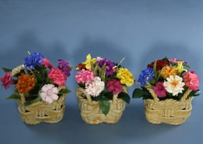 Value LOT 3 miniature 1:6 Heart Baskets w/ flowers multicolor handcrafted lovely - Image 1 of 4