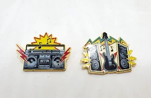 Funko Pop Esmalte Pin Juego de 2 Piezas Guitarras Musicales Boombox - Imagen 1 de 4