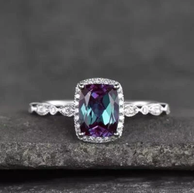 Cushion cut Alexandrite ring June birthstone color changling stone ring - Image 1 of 4