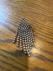 Vintage silver tone art deco style clear rhinestone waterfall dangle brooch - Picture 1 of 6