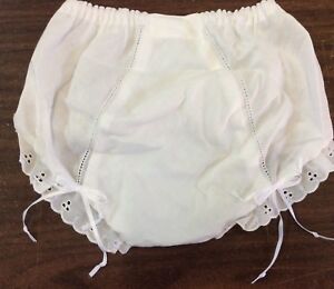 ICM BATISTE DOUBLE SEAT PANTY WITH EMBROIDERED EYELET EDGING-VARIOUS SIZES