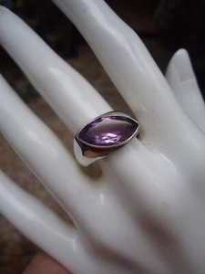 A Beautiful Modern Vintage Large Natural Marquise Amethyst Heavy 925 Silver Ring - Picture 1 of 7
