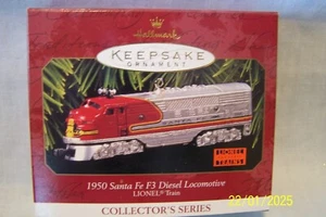 PUNZE ANDENKEN ORNAMENT 1950 SANTA FE F3 LIONEL TRAIN SAMMLERSERIE NEU IN OVP - Bild 1 von 2