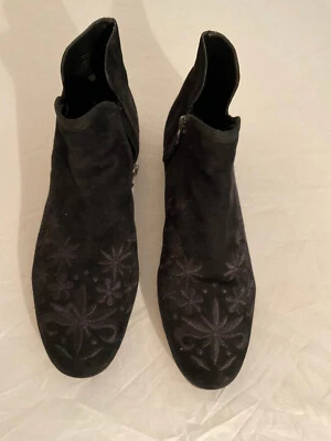 Bernardo Suede Black Embroidered Ankle Booties 9.5M - Image 1 of 4