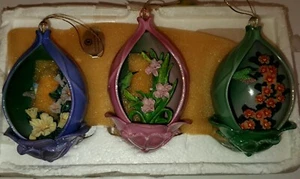 Bradford Editions 2001 Set Of 3 Lenia Liu Porcelain Ornaments.  Great Condition  - Picture 1 of 11