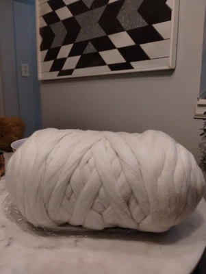 7 lbs Wool Roving, Chunky Yarn, Chunky Yarn, Chunky Knitting Yarn, Big Yarn,Rove - Image 1 of 4