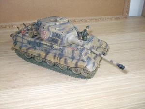 FORCES OF VALOR-GERMAN KING TIGER (1/32 SCALE) - Picture 1 of 8