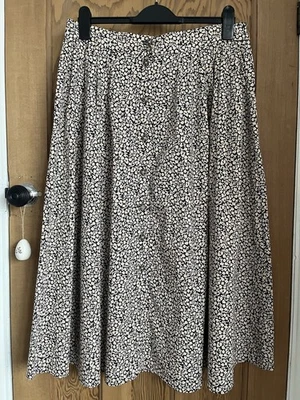 H&M Floral Gathered Skirt UK18 NWOT - Image 1 of 4