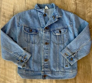 Vintage Lee Blue Denim Trucker Jacket Boys Medium Made In USA - Picture 1 of 2