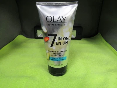  Olay Total Effects восстанавливающее пенящееся очищающее средство для лица 7 в одном 5,0 унц - Изображение 1 из 2