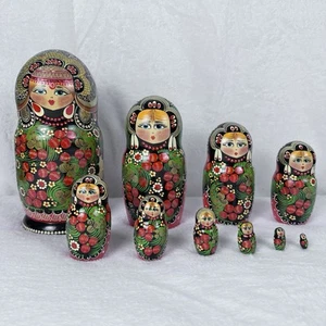 Sergiev Posad Set 10 Pezzi Bambole Russe Nidificazione Matrioska Firmate, Legno, Alto 11” - Foto 1 di 13