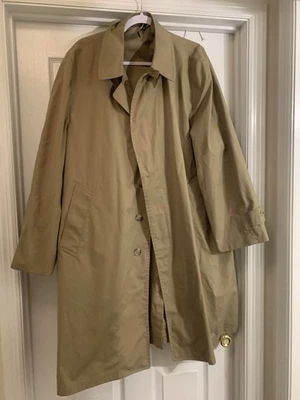 Vintage London Fog Mens Trench Coat Size 46 Reg. (Missing Removeable fur lining) - Image 1 of 4