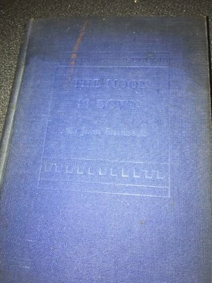 JOHN STEINBECK "THE MOON IS DOWN" 1942 First Edition Viking Press Foto 1 de 4