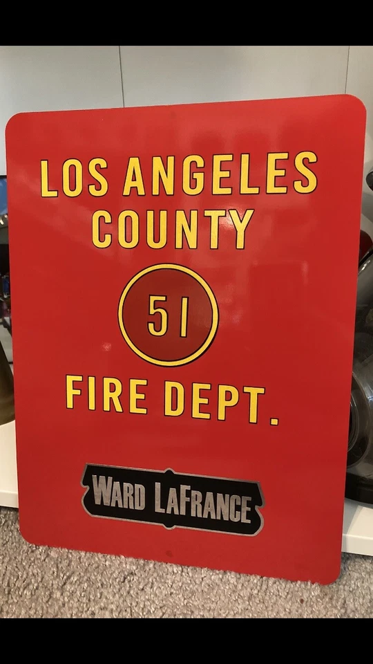 紧急! 电视节目 Ward LaFrance LACO 发动机 51 门手工制作复制品标志 — 第 1/1 张图片