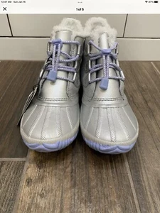 SOREL Disney Frozen Faux Fur Lined Women's SIZE 6 - Picture 1 of 7