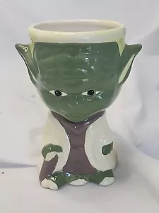 STAR WARS YODA GOBLET is a must-have for any fan of the franchise. - Picture 1 of 6