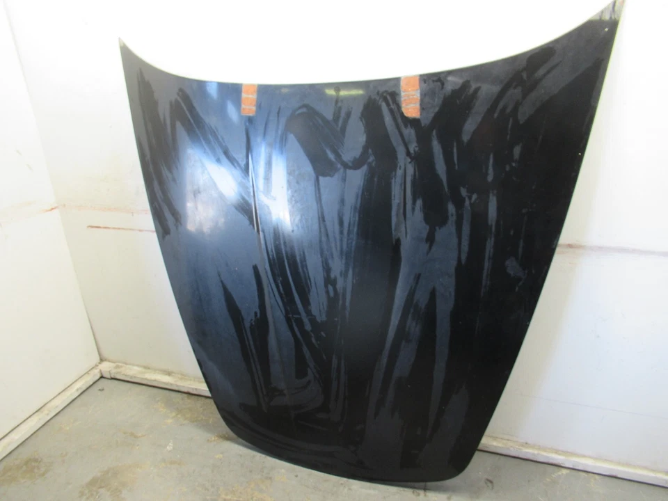 04-12 MASERATI QUATTROPORTE CAPÓ DELANTERO NEGRO OEM Foto 1 de 4