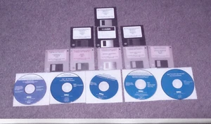 FLOPPY DISK AND CD'S - Afbeelding 1 van 6