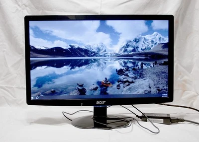 Acer S202HL 20" Backlit LCD, Matte/anti-glare. Please read - Image 1 of 4